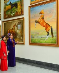 Moments from the exhibition dedicated to the national holiday of the turkmen horse and the holiday of the turkmen alabay