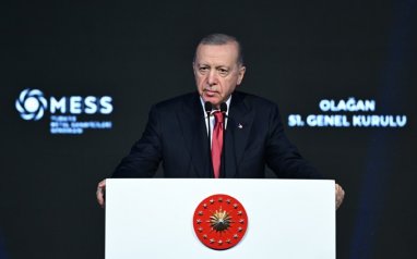 Ärdogan: Türkiýe ösüşiň täze eýýamynyň bosagasynda ýerleşýär