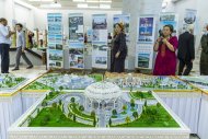 В Ашхабаде открылась выставка «Архитектура эпохи Аркадага»