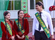 В школах Туркменистана прозвенел «Последний звонок»