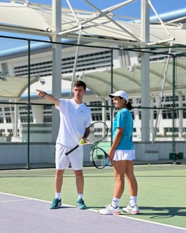 Turkmen tennis player wins the opening match of the Asian Junior Championship
