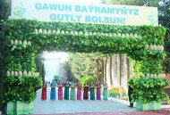 Türkmen gawunynyň güni mynasybetli dabaralardan fotoreportaž