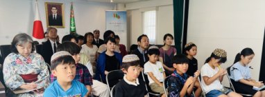 Посольство Туркменистана в Японии организовало презентацию для детей 