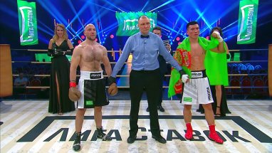Боксёрский поединок Машарипова и Македона на турнире Pravda в Москве завершился вничью