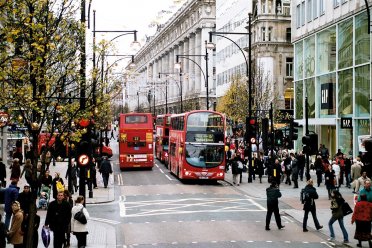 Londra, İngiltere'nin en hızlı yaşlanan şehri oldu