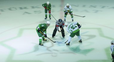 В Ашхабаде стартовал чемпионат Туркменистана по хоккею