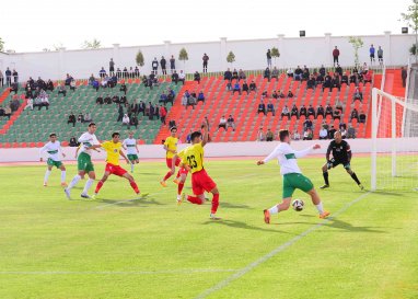 «Аркадаг» с крупным счетом обыграл «Мерв» в чемпионате Туркменистана по футболу