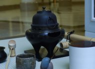 Фоторепортаж: Выставка японской неглазурованной керамики «Якисимэ: Метаморфозы земли» в Ашхабаде