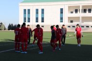 Фоторепортаж: Тренировка сборной КНДР по футболу в Ашхабаде