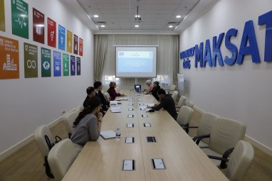 Türkmenistanda zorlukly ekstremizmiň öňüni almak boýunça seminar geçirildi