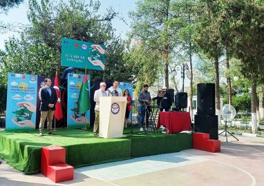 В Ашхабаде прошёл второй климатический экофестиваль «Сохраним Землю вместе!»