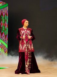 Son fuar olan UIET-2024'te Türkmen modası ve girişimcilerin ürünleri