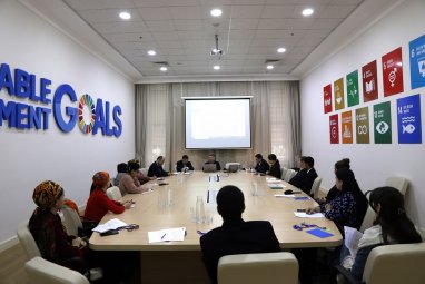 В Ашхабаде проведен семинар по изучению передового опыта создания Национального превентивного механизма