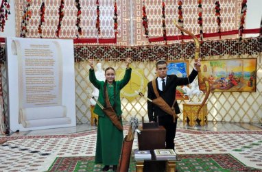 В Туркменистане прошел очередной этап конкурса Юные вестники мира