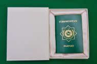 Türkmenistanyň raýatlygyna kabul edilen adamlara pasport gowşurylyş dabarasyndan fotoreportaž
