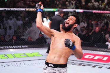 Chimaev scores a stunning victory over Whittaker at UFC 308