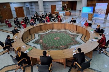 Young scientists of Turkmenistan discussed the climate action roadmap