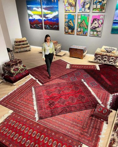 Turkmen carpets are presented at the exhibition-fair in Aktau