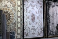 Photoreport: a wide variety of carpets in the 