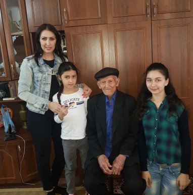 Долгожитель из Туркменистана отметил 101-й день рождения