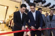 В Ашхабаде состоялась церемония открытия магазинов одежды AVVA и Altınyıldız Classic