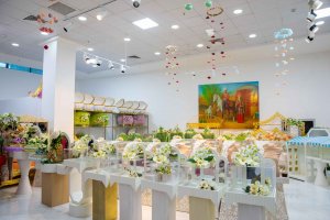 Bike Bukjakar store: wedding decoration in national style