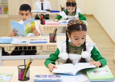 Модернизация образования и использование передовых методик повышают успеваемость туркменских школьников и студентов
