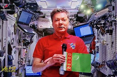 Oleg Kononeko from the ISS sent his congratulations to the participants of the Halk Maslahaty of Turkmenistan