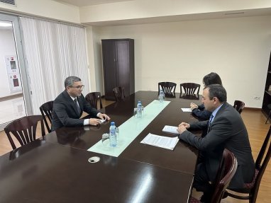 Türkmenistan ve Ermenistan uluslararası alanda işbirliği konularını görüştü