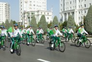 Ashgabat hosts mass bike ride timed to coincide with World Bicycle Day