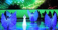 Mejlisler merkezinde Türkmenistanyň Garaşsyzlyk gününiň 24 ýyllygy mynasybetli sungat ussatlarynyň döwlet konsertinden fotoreportaž