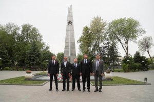 Türkmenistan’ın Astrahan Konsolosu, Büyük Vatanseverlik Savaşı’nın kahramanlarını anma törenine katıldı
