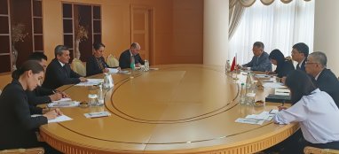 В МИД Туркменистана состоялись переговоры с делегацией Китая