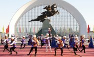 Fotoreportaž: Türkmenistanda medeniýet hepdeligi tamamlandy