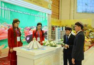 Türkmenistanyň ykdysady üstünlikleriniň sergisinden fotoreportaž