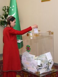 Türkmenistanda Mejlisiň saýlawlary geçirildi