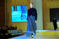 Фоторепортаж: Показ модной европейской одежды в Ашхабаде