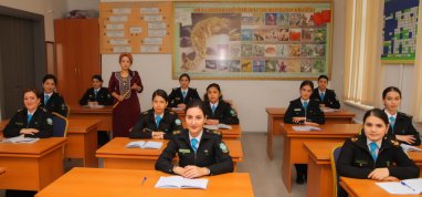 Состоялось чествование выпускников профшколы агентства «Туркменские морские и речные пути» 