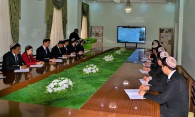 Туркменский сельскохозяйственный университет провел онлайн-лекцию с участием белорусских коллег