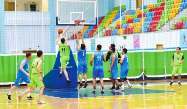 Преподаватели ТГИФС выиграли турнир по баскетболу в рамках Универсиады среди вузов Ашхабада