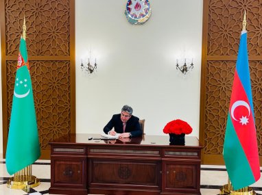 Book of Remembrance Opened at Azerbaijani Embassy in Ashgabat on Air Crash