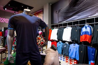 Ashgabat store Alem Sport apparels and shoes offers seasonal clothing from the global brand Buka Boxing