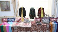 Фоторепортаж: в Туркменабате состоялся международный фестиваль ремесленников и мастеров прикладного искусства