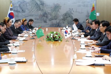 Korean companies are interested in oil and gas projects of Turkmenistan