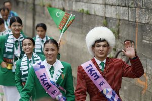 Сборная Туркменистана принимает участие в церемонии открытия Олимпийских игр-2024