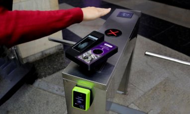 A fare payment system using palm scanning has started working in the Tashkent metro