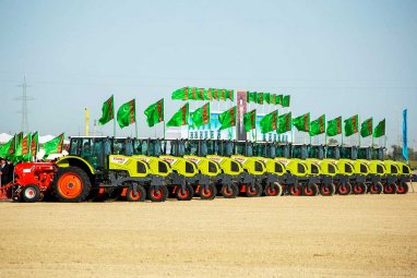 Туркменистан планирует увеличить инвестиции в сельское хозяйство