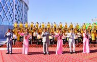 Фоторепортаж с открытия в Туркменабате юрты «Türkmeniň ak öýi»