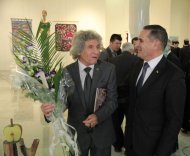 Выставка народных художников Туркменистана открылась в Государственной академии художеств