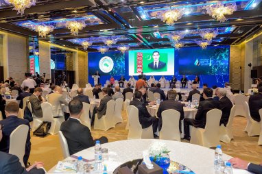 Turkmenistan attracts international investors to a large-scale forum in Ashgabat